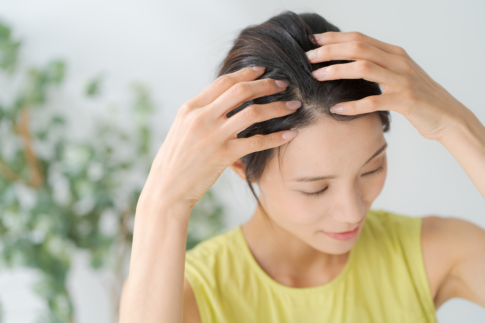 薄毛を予防する5つの方法｜薄毛予防を始めるべき時期を美容師が解説
